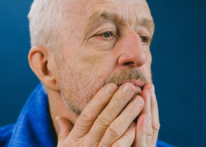 Neighbor Who Thinks He Owns The Street Starts Insulting The Wrong Man's Mother And Soon Regrets It