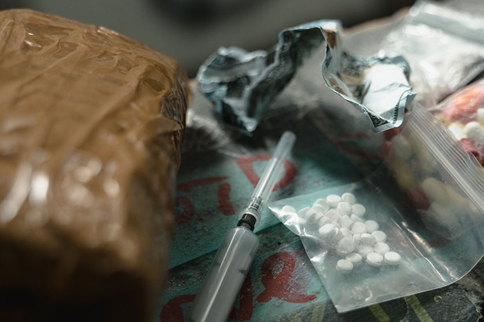 “That $700 Was The Last Straw”: 30 Men Reveal What Ended Their Friendship With A Guy Friend