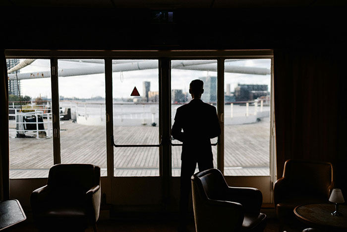 “That $700 Was The Last Straw”: 30 Men Reveal What Ended Their Friendship With A Guy Friend