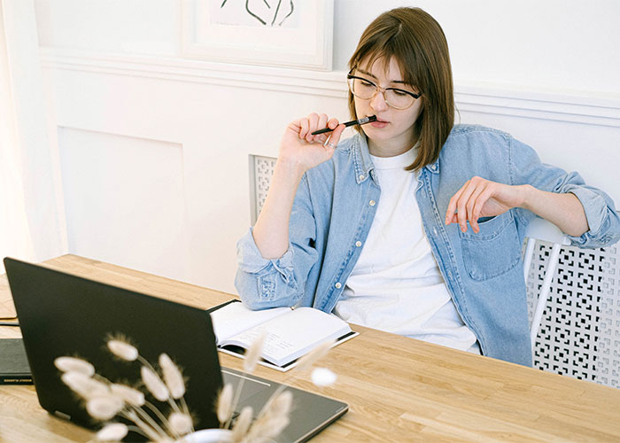 "He Won't Propose To Me": Woman Tells BF She&rsquo;d Keep Her Last Name, He Says &lsquo;No&rsquo;