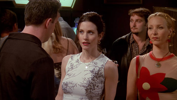 &ldquo;Friends&rdquo; Extra Reveals Controversial Cheating Scene That Matthew Perry Refused To Film