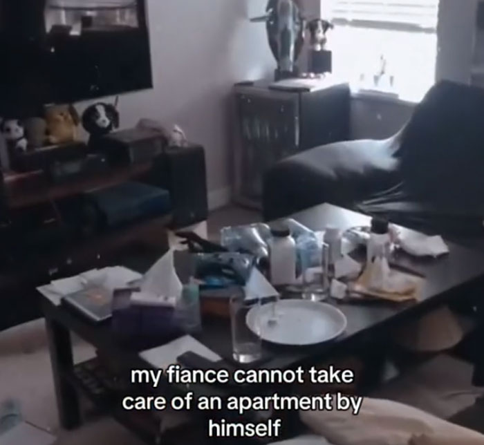 Mom Shares A Video Of Her House Being Wrecked When She Returns Home, Viewers Tell Her To Run