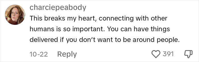 Millennial Mom Goes Viral For Publicly Asking Boomers Not To Talk To Children They Don&rsquo;t Know