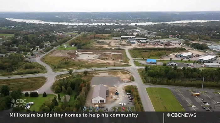 Millionaire Builds 99 “Tiny Homes” In Canada To Reduce Homelessness And “Empower” Residents Millionaire Builds 99 “Tiny Homes” In Canada To Reduce Homelessness And “Empower” Residents