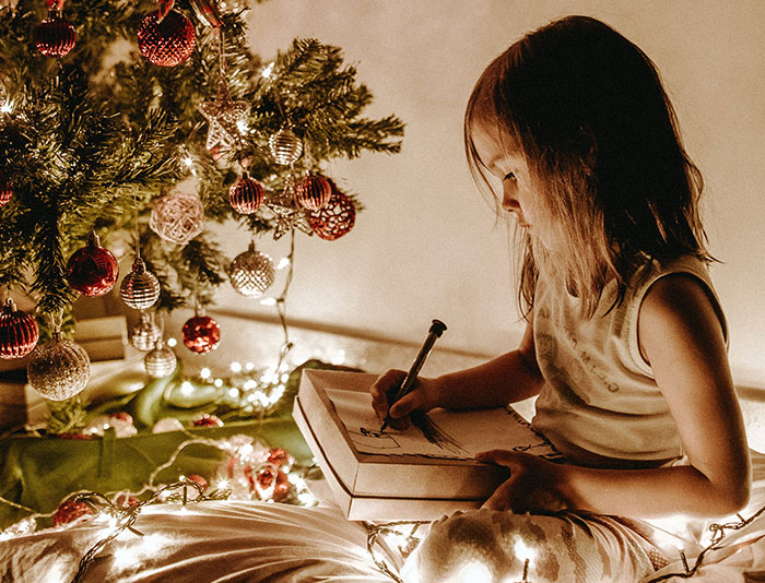 MIL Tells Granddaughter Santa “Isn’t Real”, Gets Arrested After Things Escalate