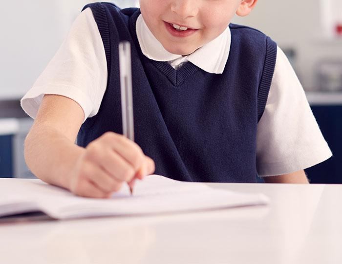 &ldquo;That&rsquo;s Just The Absolute Laziest&rdquo;: Internet Reacts To This Mom Putting Son To Bed With Uniform