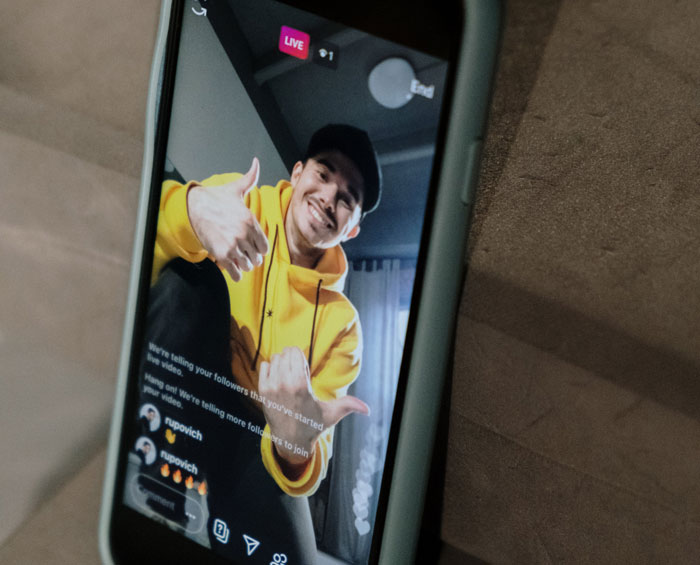 36 People Online Predict What Will Seem "Not Normal" In A Decade's Time