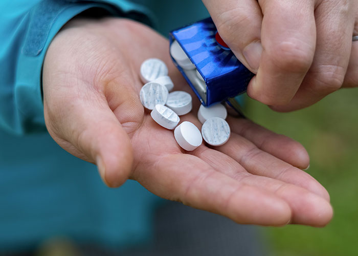 “You Think You Have Time”: 30 Things To Take Seriously, As Shared By Older Netizens