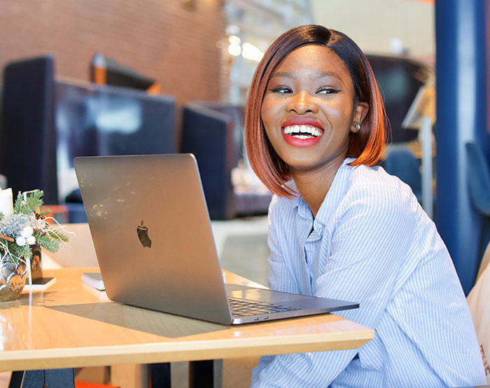 30 People Are Calling Out Jobs They Think Are 100% Overpaid