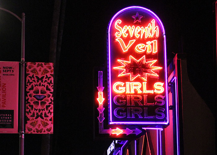 “It Was A Culture Of Fear”: People Over 50 Reveal What Work Culture Used To Look Like