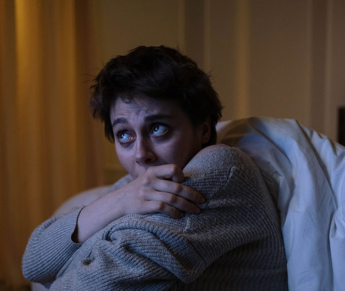 30 People Discuss Common Signs That Someone Is Living A Miserable Life