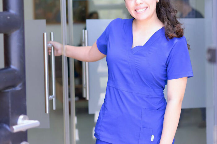 “Alright, Then I Quit”: 30 Jobs That Made New Hires Quit On Day 1