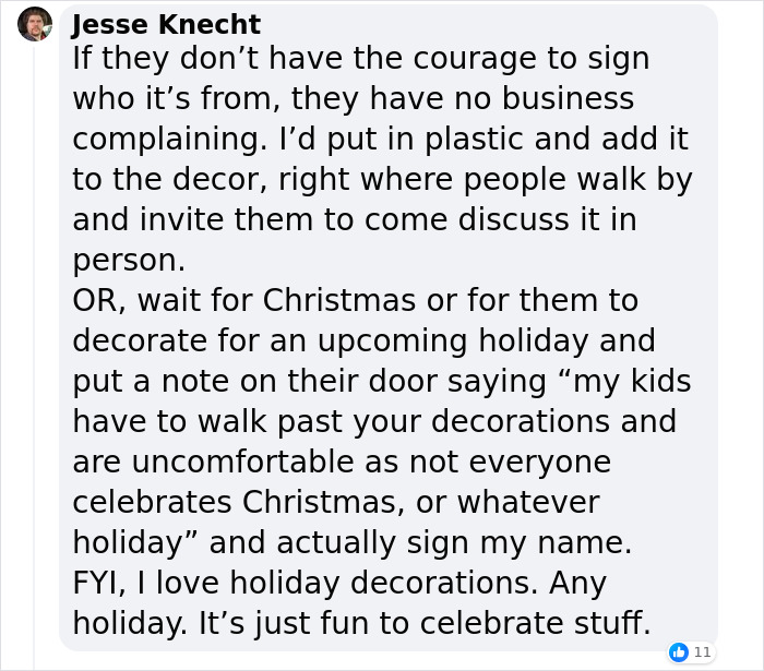 Mom&rsquo;s &ldquo;Low-Budget&rdquo; Halloween Decoration Sparks Outrage As Neighbors Send &ldquo;Anonymous&rdquo; Letter