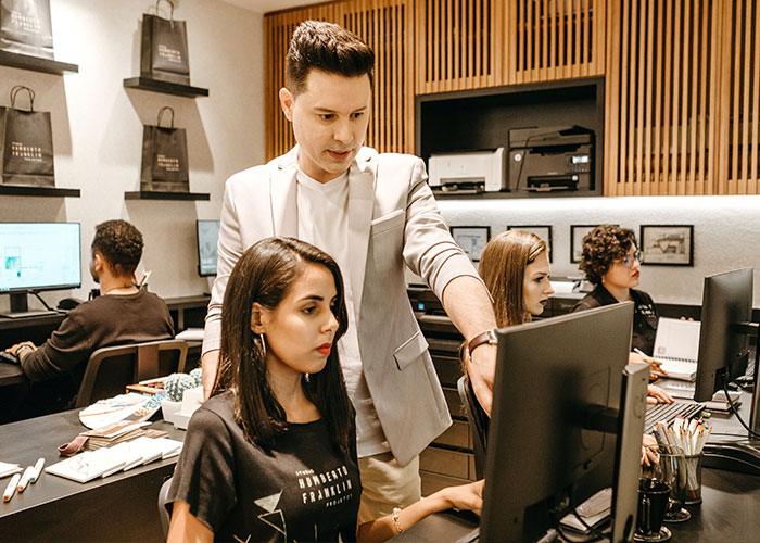 Guy Quits His Job Just To Prove His Manager Is Useless, It Works Wonders