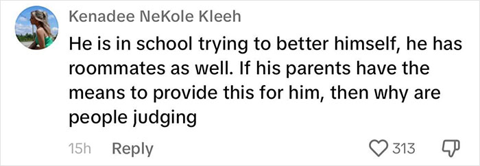 &ldquo;They Raised A Humble Kid&rdquo;: People React To Reese Witherspoon&rsquo;s Son&rsquo;s Pricey NYC Apartment