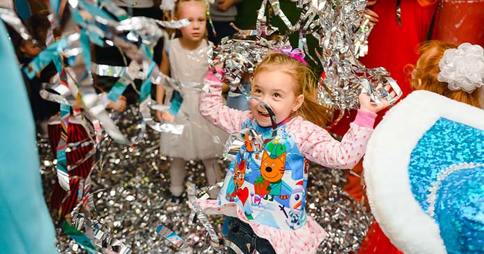 Woman Throws Kid’s B-Day Party A Day After SIL’s Wedding, Sparks Debate On Whether It’s Appropriate