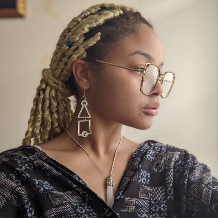 A Whole New Way To Love Squid Game - With Court Dangle Earrings, Celebrate The Drama In Style