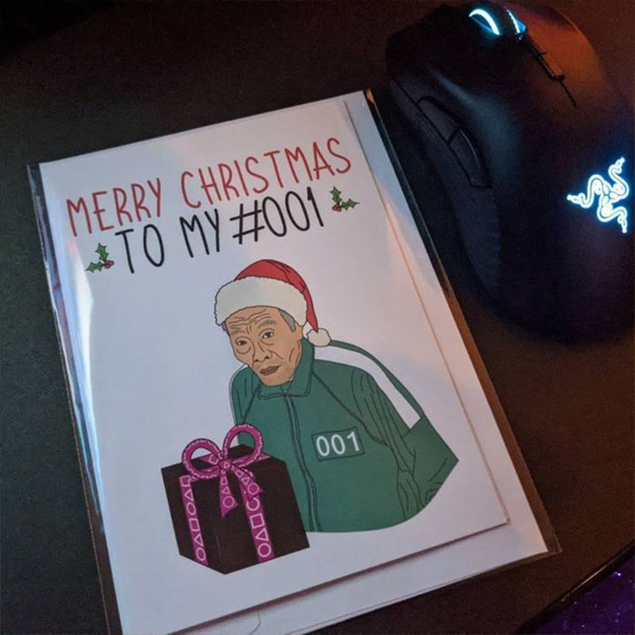 Deck The Halls With Laughter – This Funny Squid Christmas Card Is The Perfect Game Changer For Festive Cheer