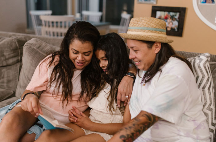 &ldquo;They Can Go Rent Someone Else&rsquo;s Uterus&rdquo;: Woman Is Appalled By The Idea Of Being Her Moms&rsquo; Surrogate