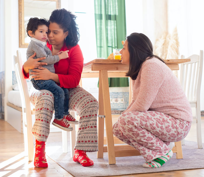 &ldquo;They Can Go Rent Someone Else&rsquo;s Uterus&rdquo;: Woman Is Appalled By The Idea Of Being Her Moms&rsquo; Surrogate