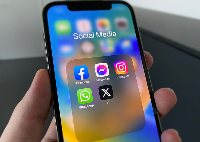 50 People Share Things That Are Outdated, Toxic And Should Be Retired