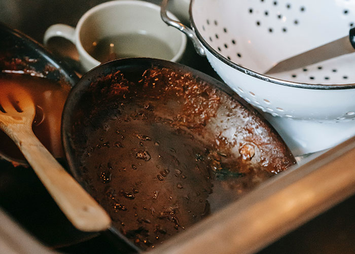 30 People Anonymously Reveal The Thing They Hate About Their Partner But Could Never Tell Them