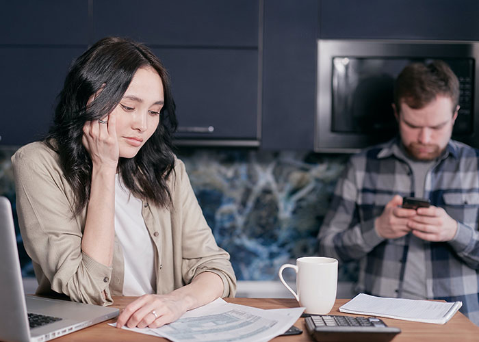 30 People Anonymously Reveal The Thing They Hate About Their Partner But Could Never Tell Them