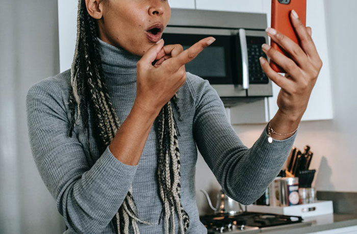 &ldquo;I Refuse To Backpedal&rdquo;: Mom Forbids Husband&rsquo;s Family From Seeing Newborn