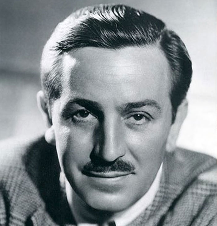 30 Conspiracy Theories That Some People Actually Believe Despite How Ridiculous They Sound