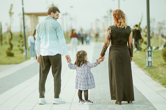 Woman Tells Husband Exactly What She Wants For Birthday, Gets Livid When He Just Ignores It