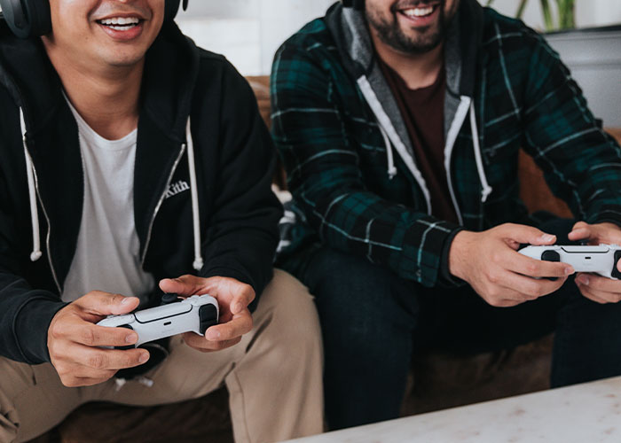 Woman Teaches Entitled Housemates A Lesson After They Start Policing Her Use Of Her Own TV