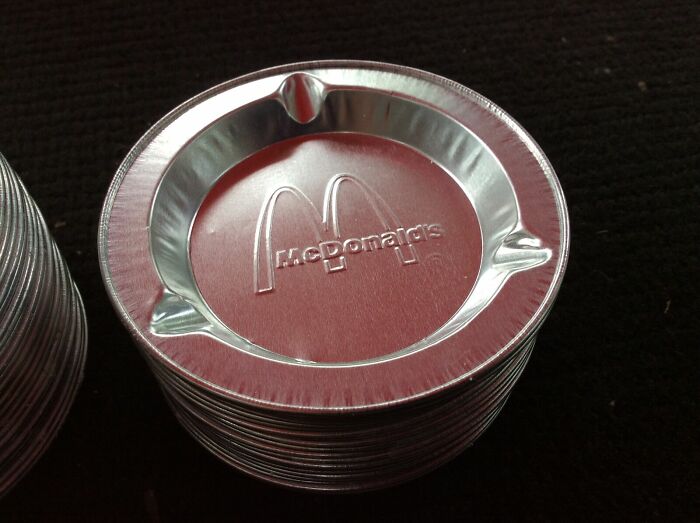 30 Currently Non-Existent Things That Were Part Of Some People's Childhoods, As Shared Online