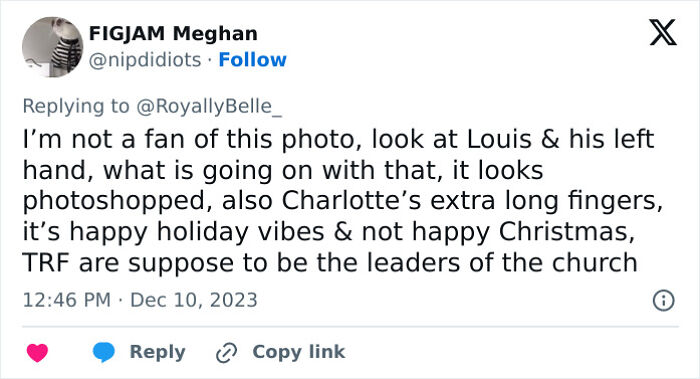 &ldquo;Worst Photoshopped Pic&rdquo;: People Left Confused By Prince Louis In Royal Family&rsquo;s Christmas Photo