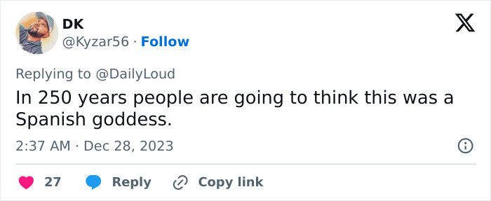 Tweet joking about Shakira's statue in Colombia, saying it might be mistaken for a Spanish goddess in 250 years.