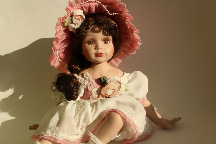 30 Weird Surprises People Found After Moving Into A New Home, As Shared In This Online Thread