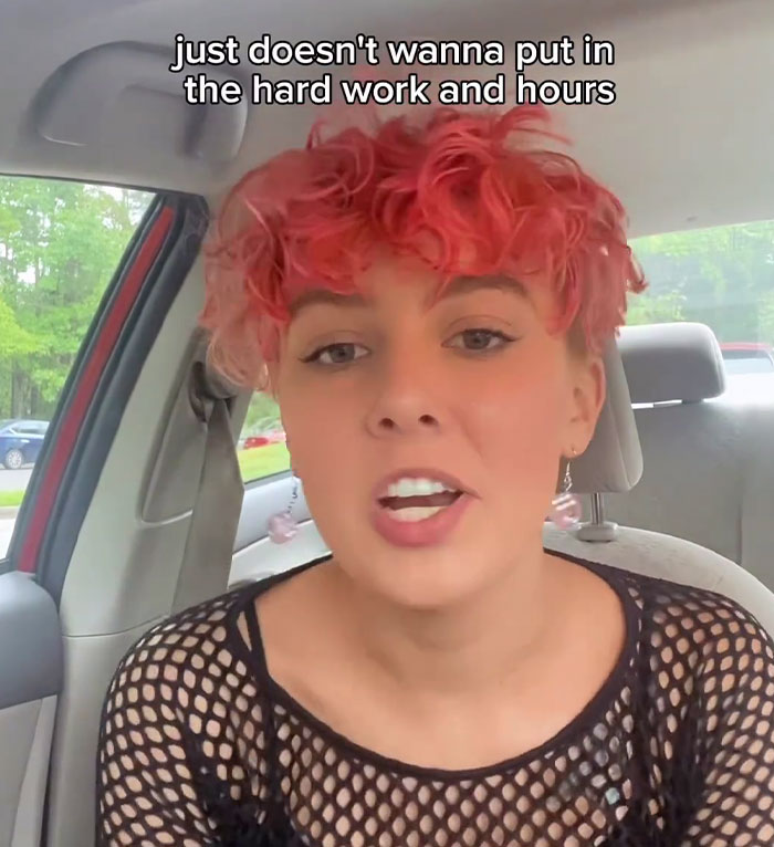 Artist Begs People To Stream Her Music So She Doesn&rsquo;t Have To Work, Gets Dragged Online