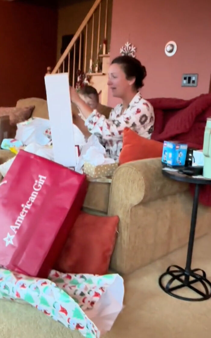 "He Healed My Inner Child": Boy Gives His Mom The Ultimate Christmas Gift "He Healed My Inner Child": Boy Gives His Mom The Ultimate Christmas Gift