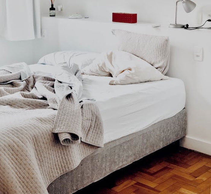 35 Times People Entered Someone Else’s Home And Just Had To Describe The Weirdness That They Saw