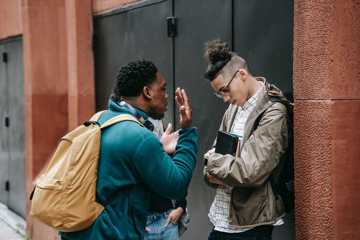 29 Things That May Set Off Blaring Alarm Sirens In Your Head But Are Actually The Greenest Of Flags