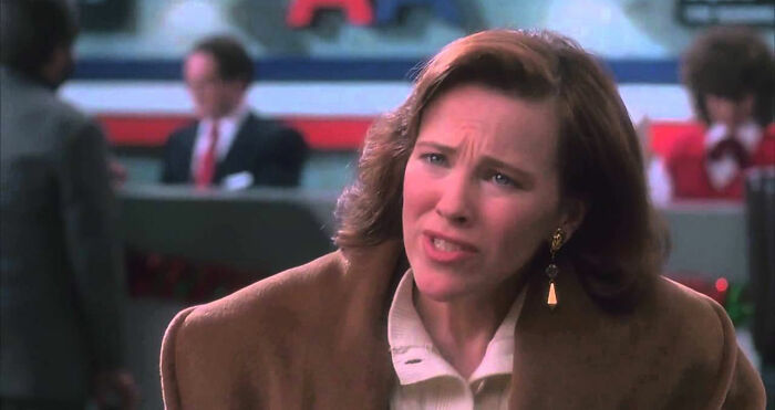 People Are Appreciating “Home Alone” With Adult Eyes By Sharing 27 Things That Make It So Funny