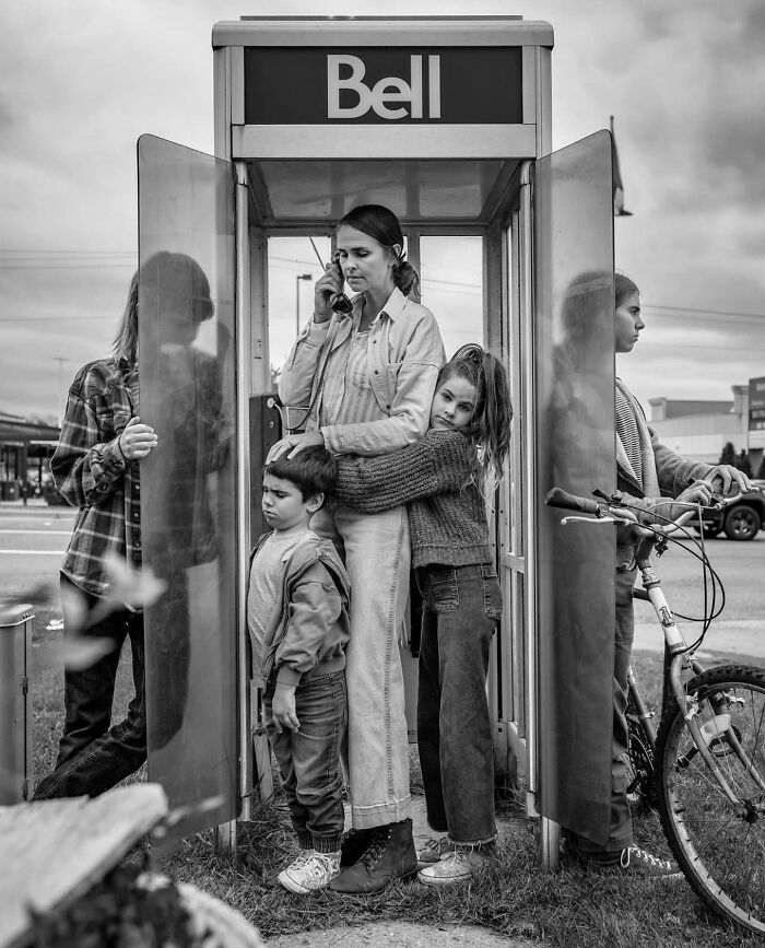 This Instagram Account Features Amusing Street Photographs And Has More Than 650 Thousand Followers (50 New Pics)