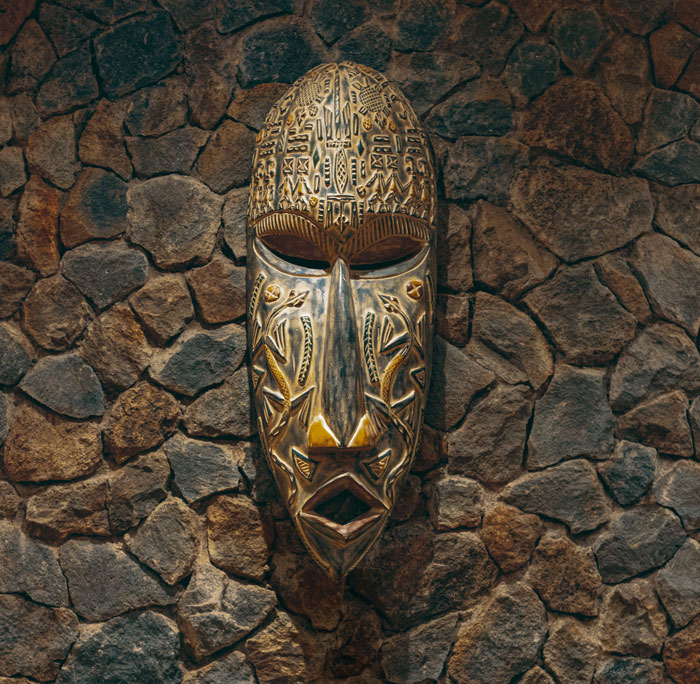 35 Times People Entered Someone Else’s Home And Just Had To Describe The Weirdness That They Saw