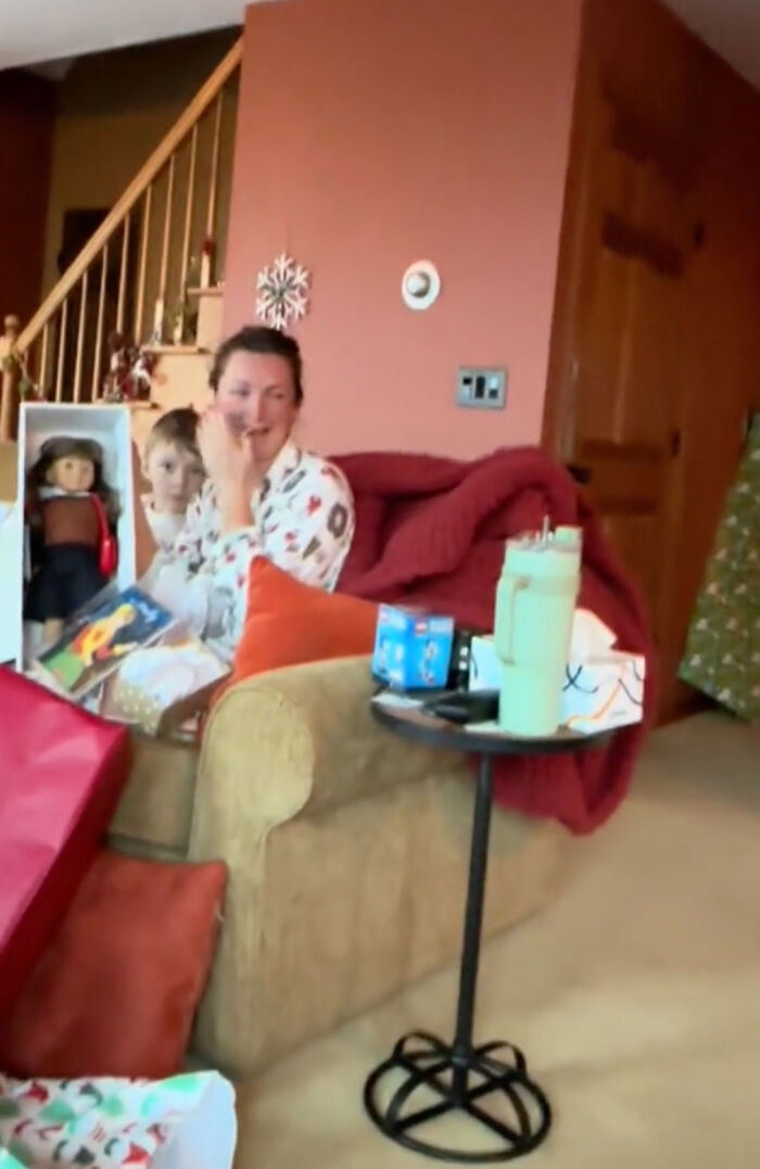 "He Healed My Inner Child": Boy Gives His Mom The Ultimate Christmas Gift "He Healed My Inner Child": Boy Gives His Mom The Ultimate Christmas Gift