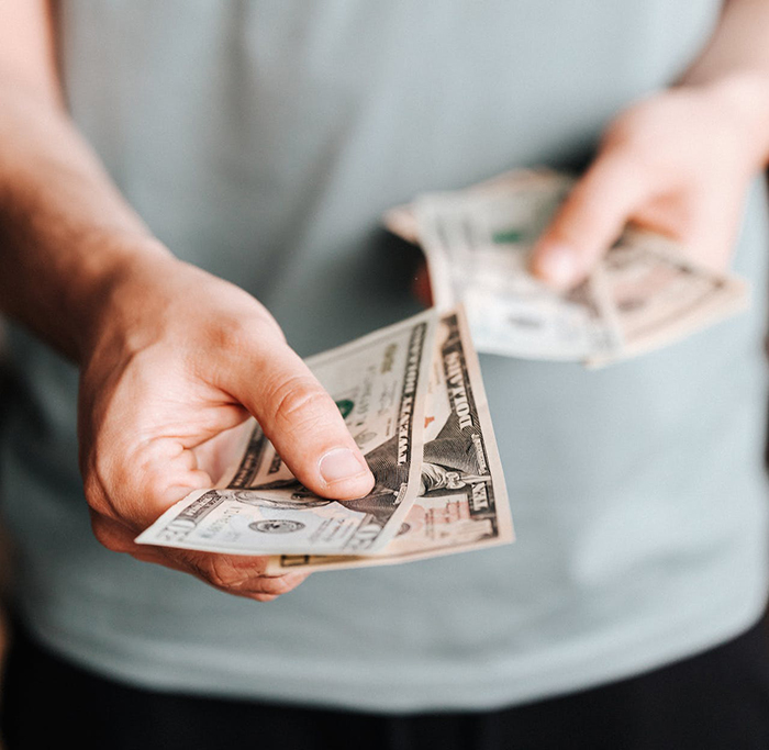 "I Didn't Tip": Man Gets His Car Fixed For $500, Is Surprised To See The Tipping Screen
