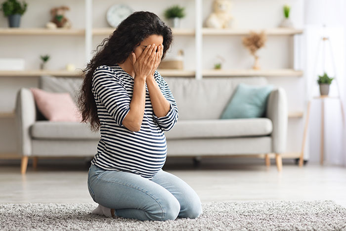 &ldquo;Seek Help ASAP&rdquo;: The Net Shares Concerns With Man Worried About Pregnant Wife&rsquo;s Habits