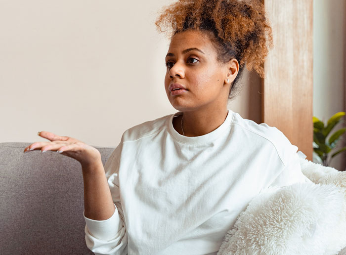 Sister Can’t Stop Insulting Her Younger Brother, Gets Enraged When He Insults Her Back Sister Can’t Stop Insulting Her Younger Brother, Gets Enraged When He Insults Her Back