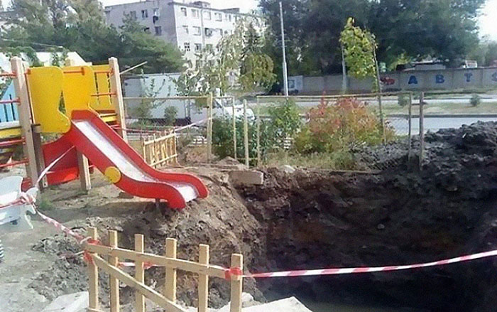 50 Of The Most Bizarre Pics That Got Posted On This No Context Instagram Page