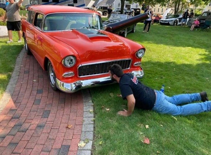 Chaotic-Car-Show-Moments