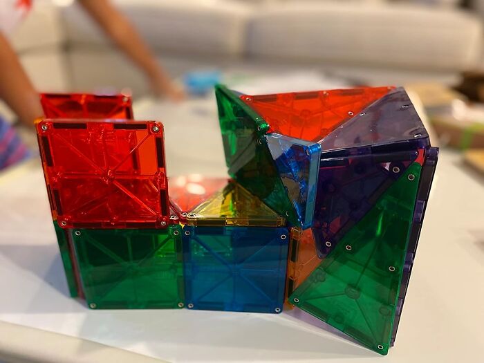 Magnetic Marvels: Unlock Limitless Creativity With The Classic 32-Piece Magnetic Construction Set - Build, Connect, And Create