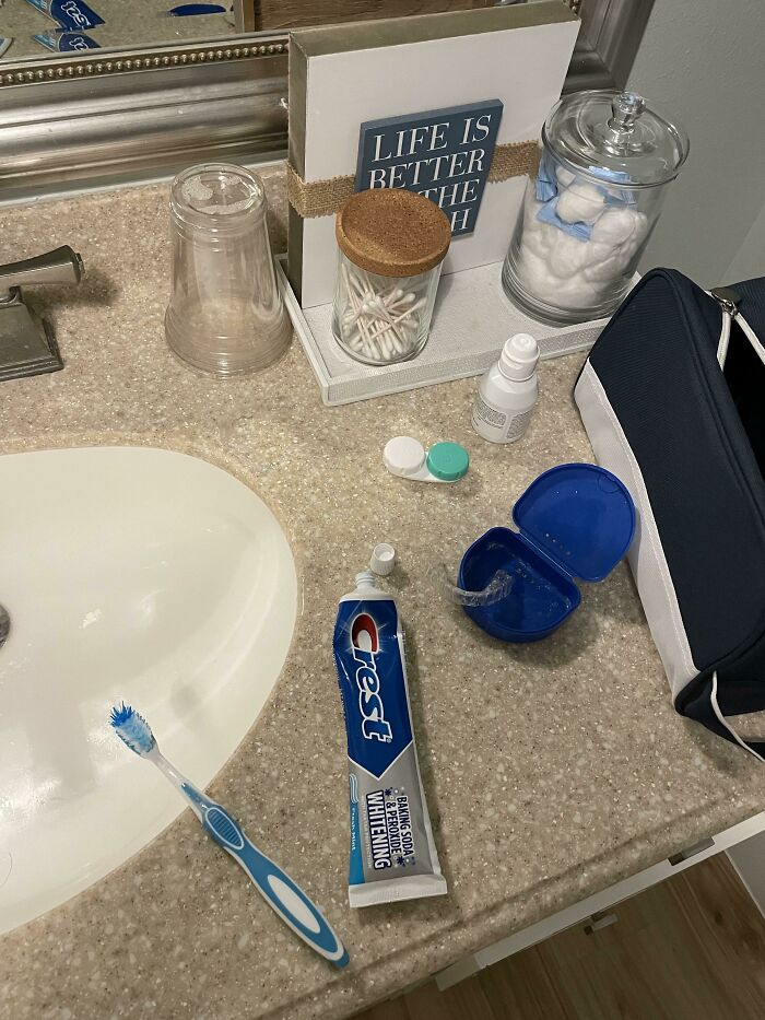 Couldn’t Find My Retainer After Putting It Down (It’s Not The One In The Case)